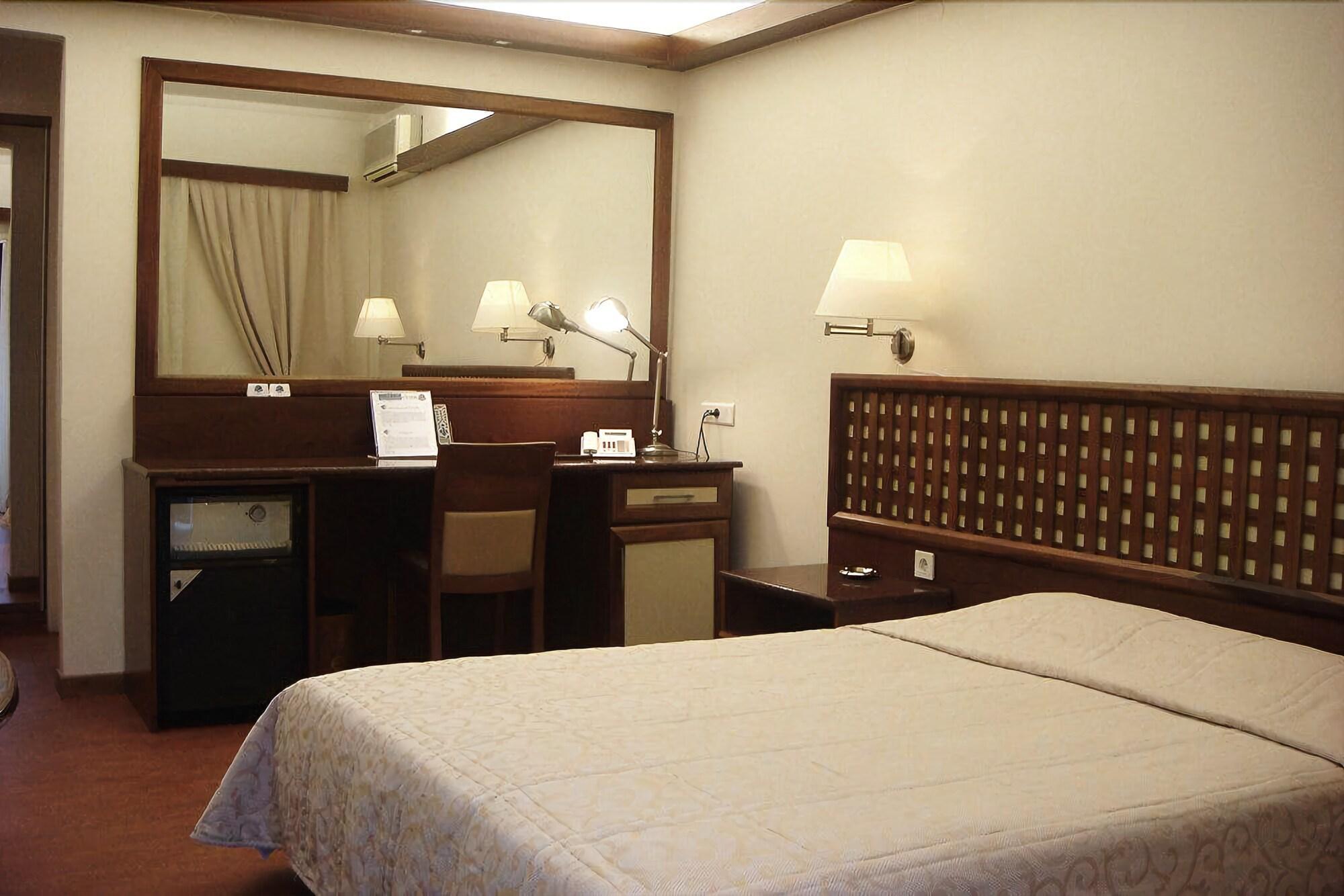 Evridiki Hotel Kilkis Bagian luar foto